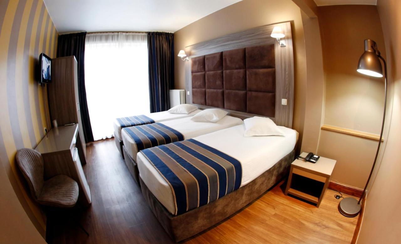 Hotel Midi-Zuid Saint-Gilles Exterior photo